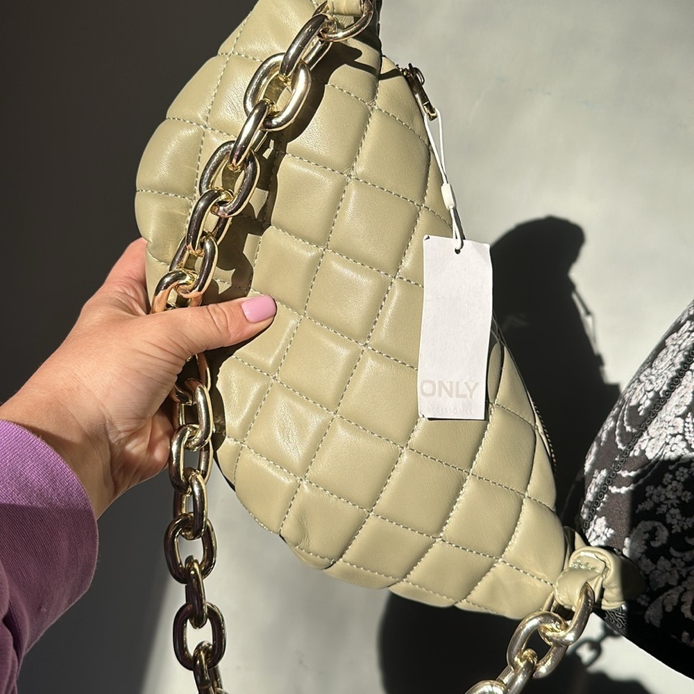 ONLY quilted crossover chunky bag